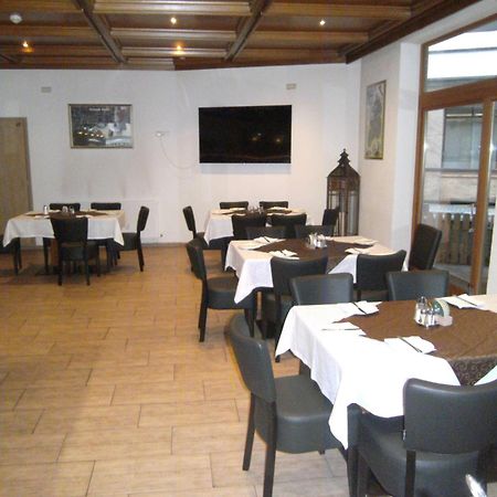 Gasthof Hotel Kirchenwirt 齐勒河谷采尔 外观 照片