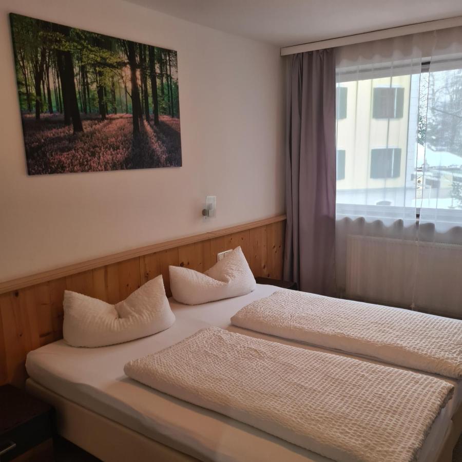 Gasthof Hotel Kirchenwirt 齐勒河谷采尔 外观 照片