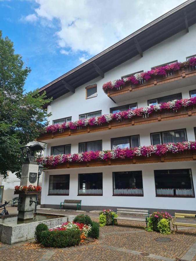 Gasthof Hotel Kirchenwirt 齐勒河谷采尔 外观 照片