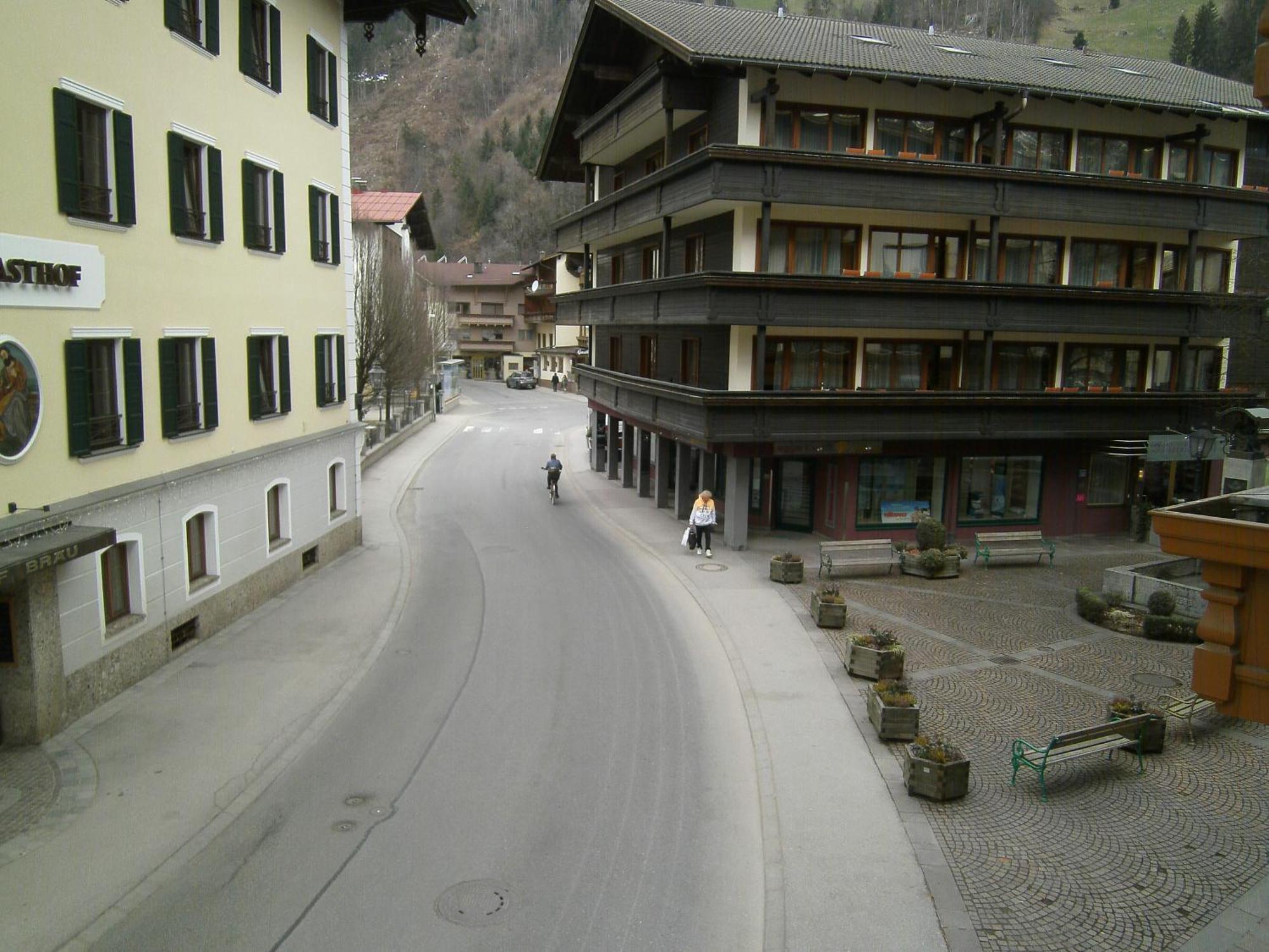 Gasthof Hotel Kirchenwirt 齐勒河谷采尔 外观 照片