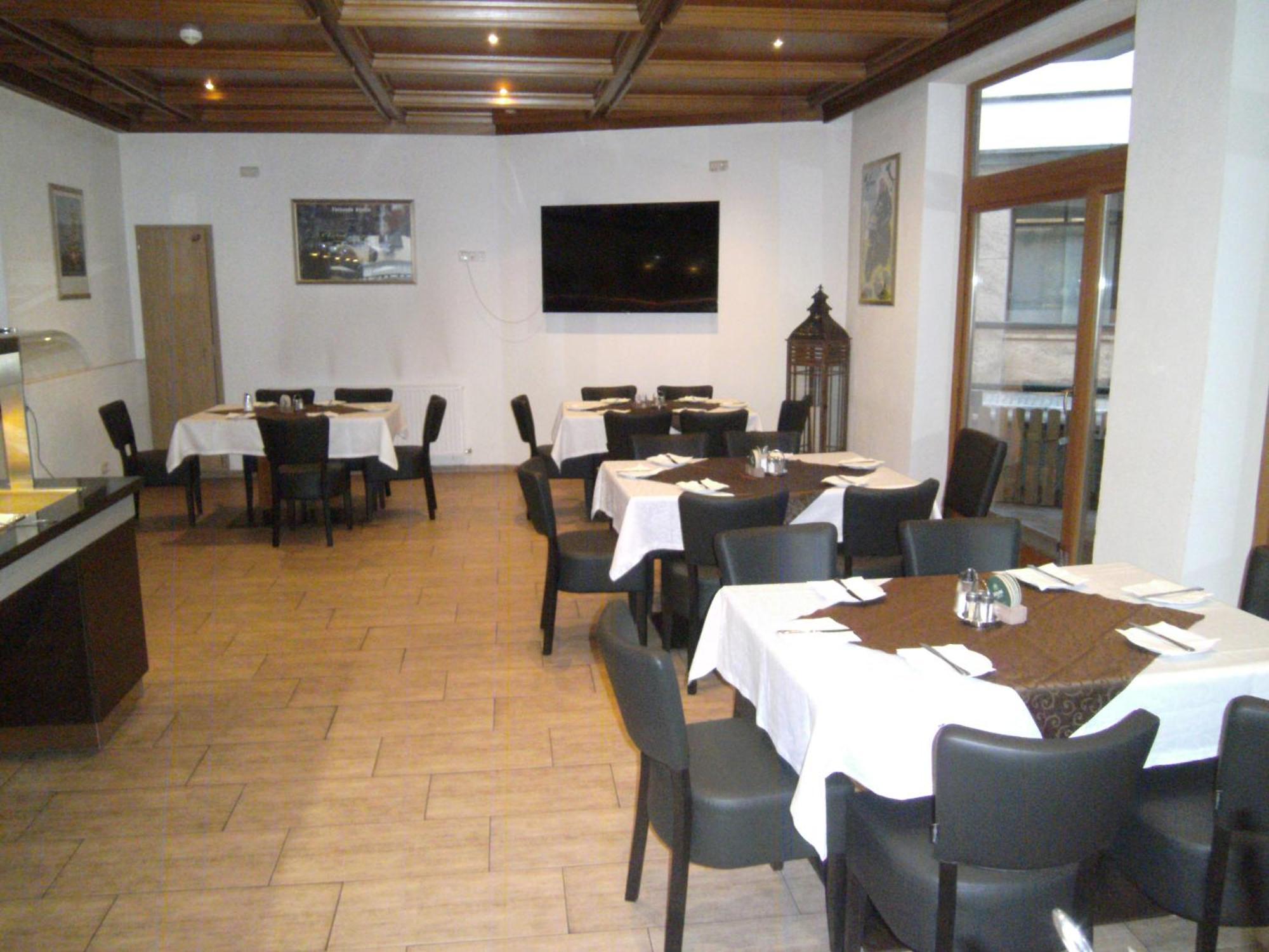 Gasthof Hotel Kirchenwirt 齐勒河谷采尔 外观 照片