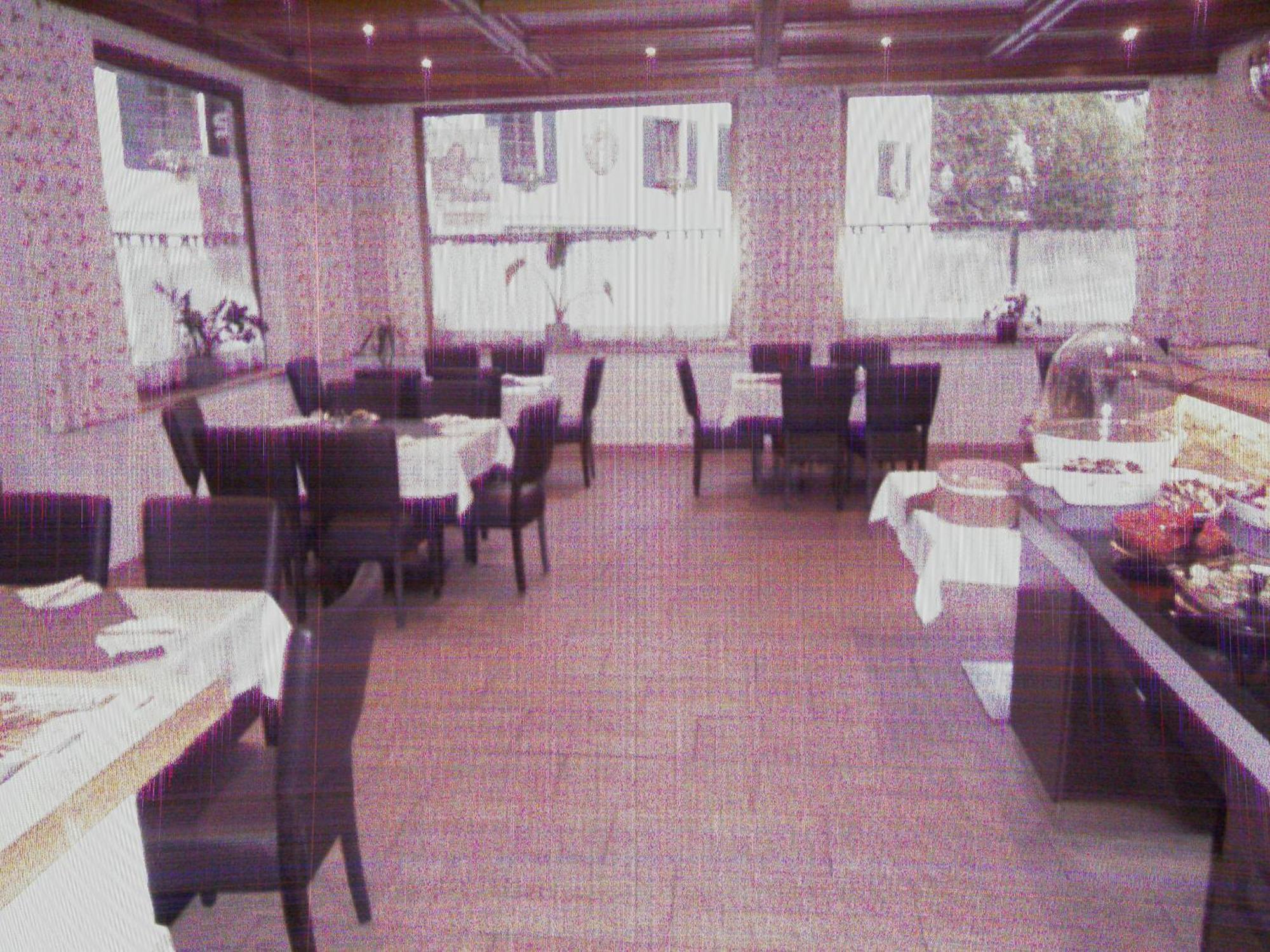 Gasthof Hotel Kirchenwirt 齐勒河谷采尔 外观 照片