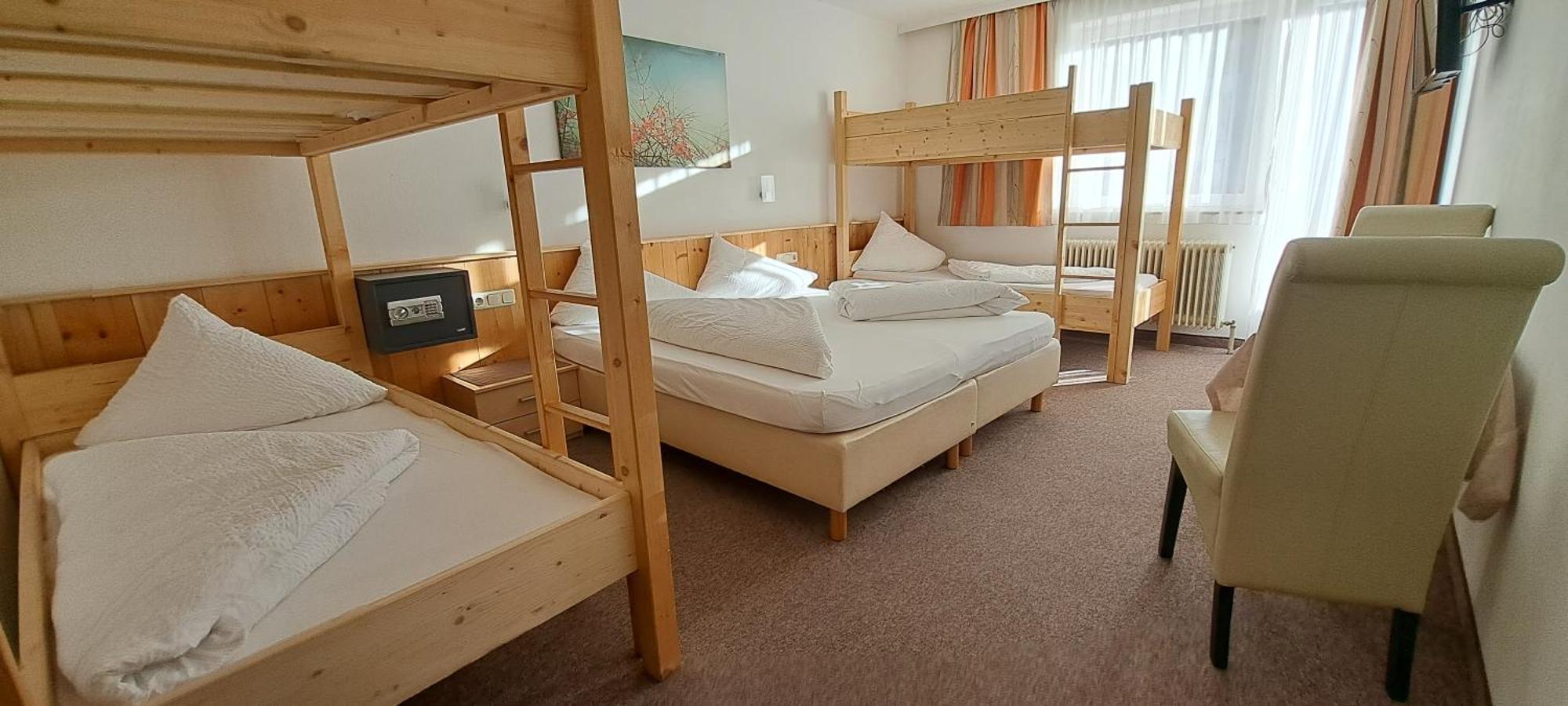 Gasthof Hotel Kirchenwirt 齐勒河谷采尔 外观 照片