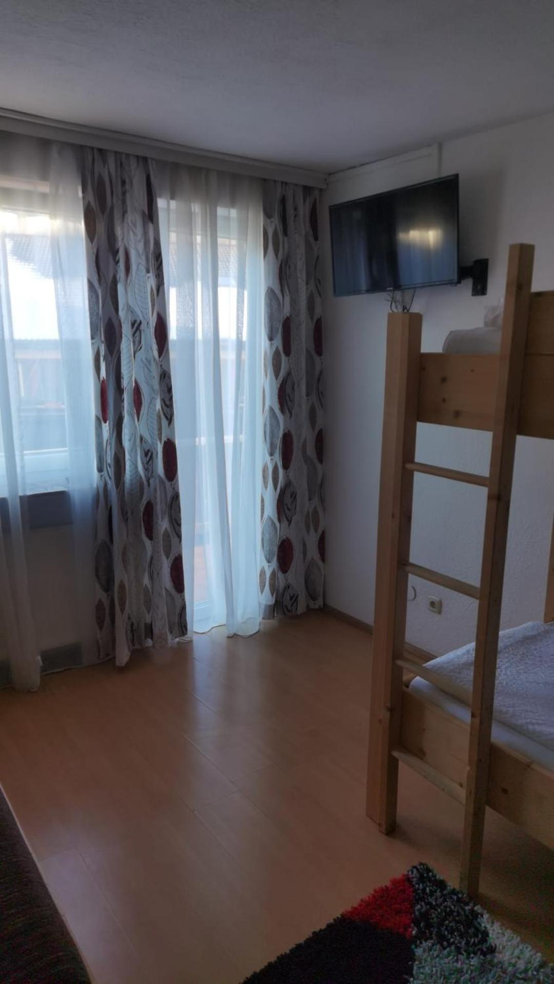 Gasthof Hotel Kirchenwirt 齐勒河谷采尔 客房 照片